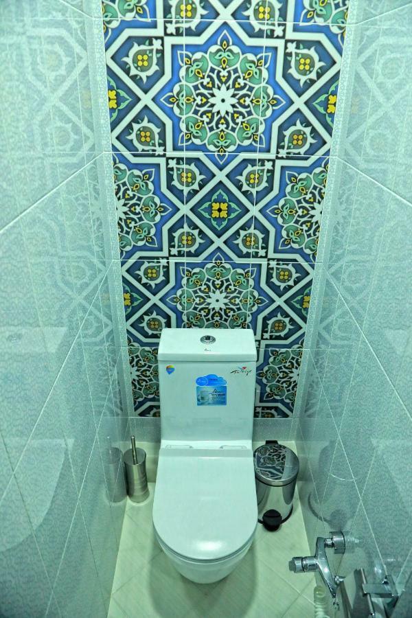 Manija Hostel Samarkand Esterno foto